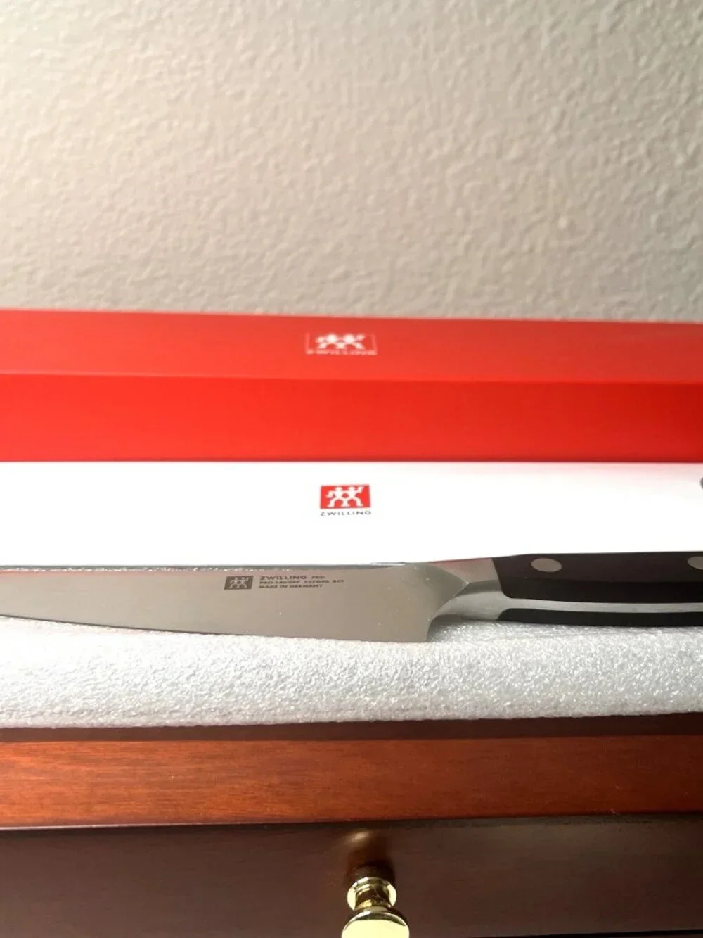 ZWILLING J.A. Henckels this premium